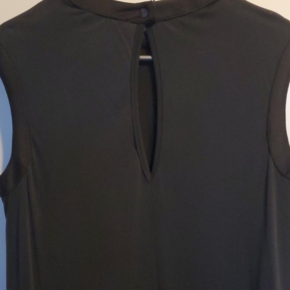 Saks Fifth Avenue - Picture 2 of 4